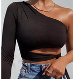 BLACK ONE SLEEVE TIE WAIST CROP TOP